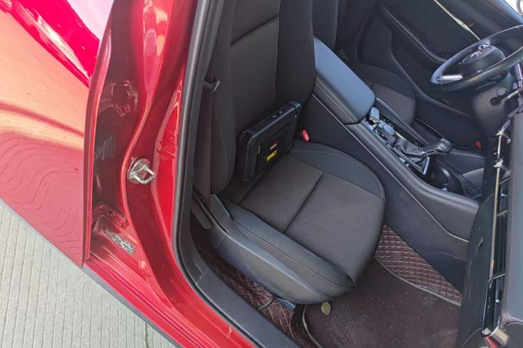 Used Mazda 3 Axela 2021 2.0L Automatic ZhiXuan Edition Right Front Seat