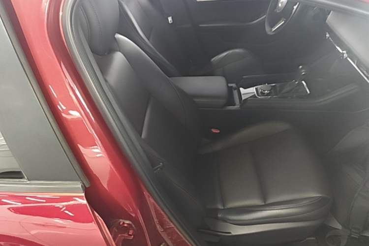Used Mazda 3 Axela 2021 2.0L Automatic Zhi Rui Edition Right Front Seat