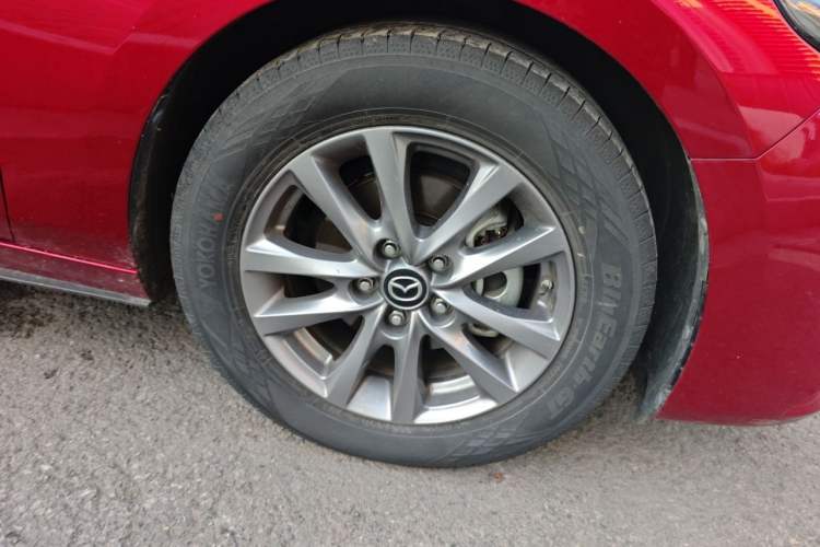 Used Mazda 3 Axela 2021 2.0L Automatic Zhiqing Edition Right Front Wheel Hub