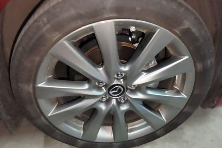 Used Mazda 3 Axela 2021 2.0L Automatic Zhiya Edition Right Front Wheel Hub