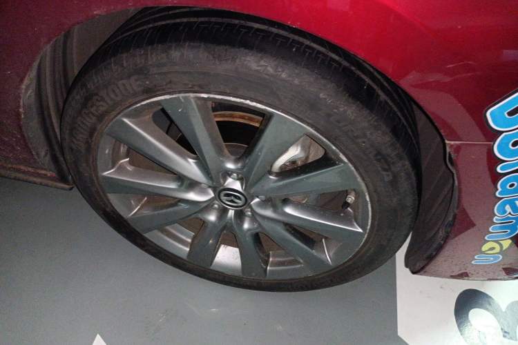 Used Mazda 3 Axela 2021 2.0L Automatic Zhiya Edition Right Front Wheel Hub