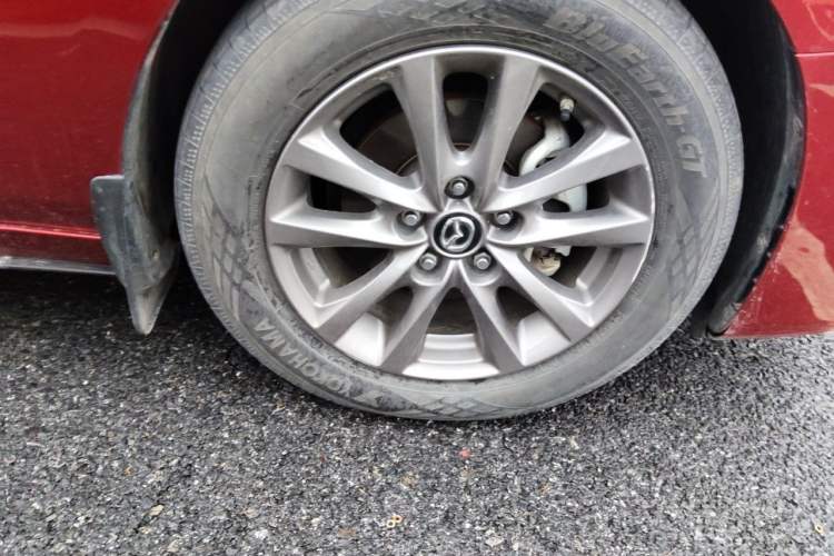 Used Mazda 3 Axela 2021 1.5L Automatic Zhiyue Edition Right Front Wheel Hub