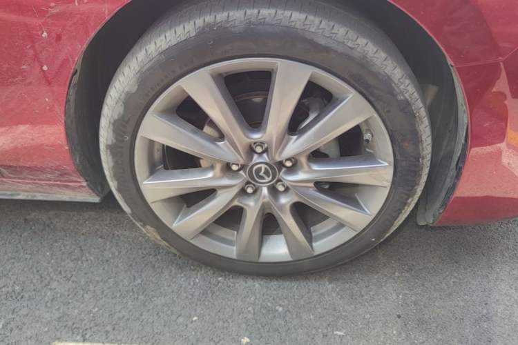 Used Mazda 3 Axela 2021 2.0L Automatic Zhiya Edition Right Front Wheel Hub