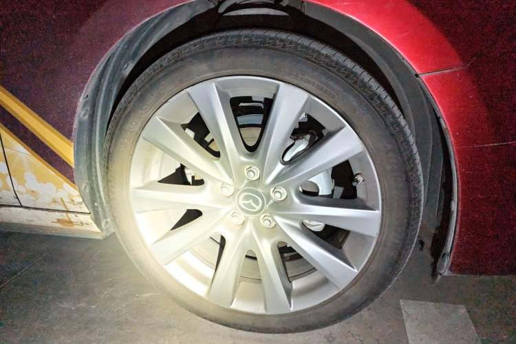 Used Mazda 3 Axela 2021 2.0L Automatic Zhiya Edition Right Front Wheel Hub