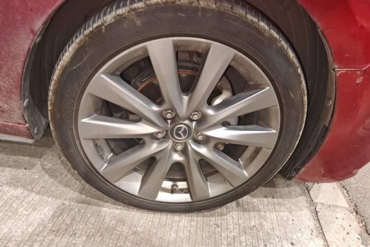 Used Mazda 3 Axela 2021 2.0L Automatic Zhiya Edition Right Front Wheel Hub