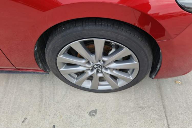 Used Mazda 3 Axela 2021 2.0L Automatic Zhiya Edition Right Front Wheel Hub