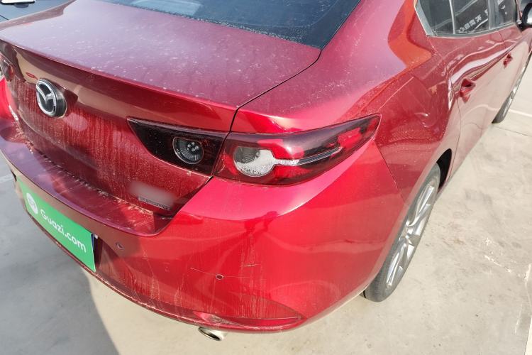 Used Mazda 3 Axela 2021 2.0L Automatic Zhiya Edition Right Rear Taillight