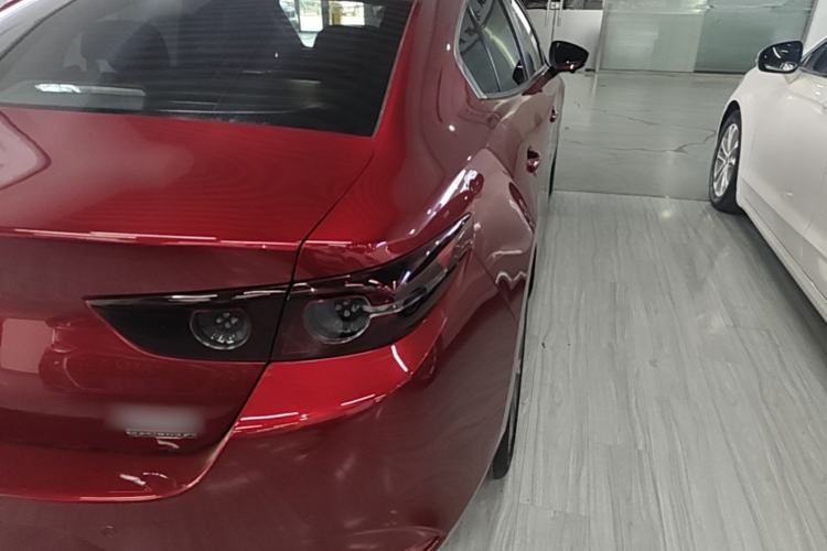 Used Mazda 3 Axela 2021 2.0L Automatic Zhi Rui Edition Right Rear Taillight