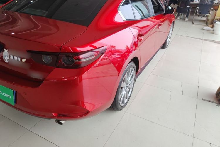 Used Mazda 3 Axela 2021 2.0L Automatic Zhiya Edition Right Rear Taillight