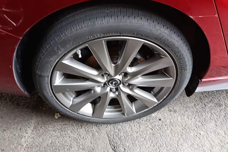 Used Mazda 3 Axela 2021 2.0L Automatic Zhiya Edition Right Rear Wheel Hub