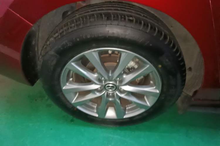 Used Mazda 3 Axela 2021 1.5L Automatic Zhiyue Edition Right Rear Wheel Hub
