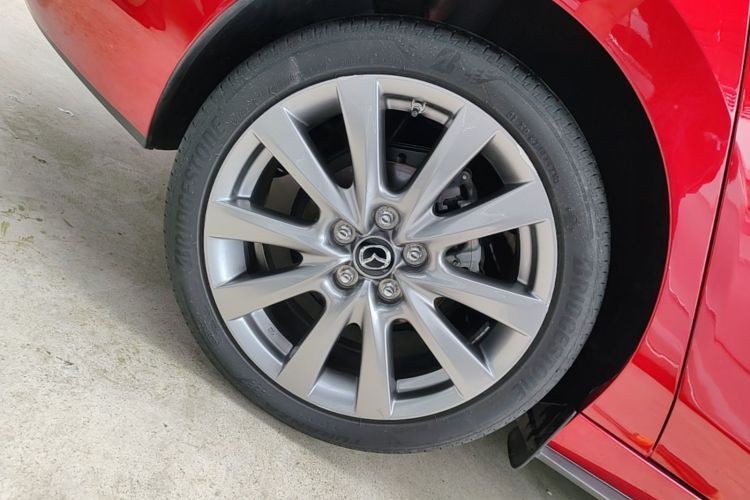 Used Mazda 3 Axela 2021 2.0L Automatic Zhiya Edition Right Rear Wheel Hub