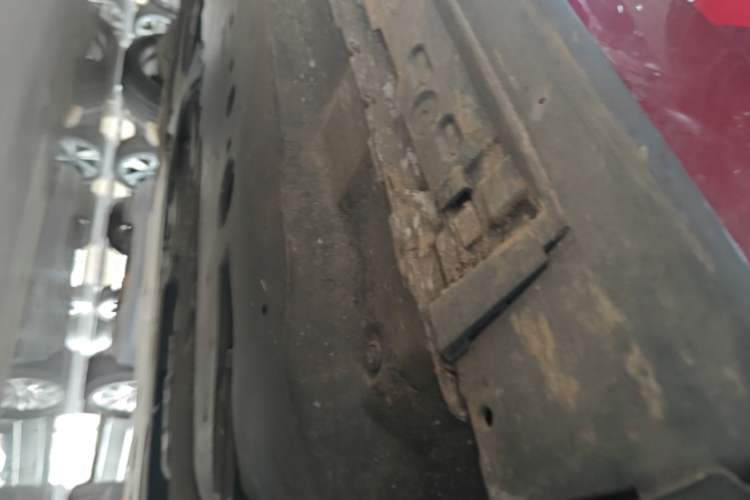Used Mazda 3 Axela 2021 2.0L Automatic ZhiXuan Edition Right Side Sill