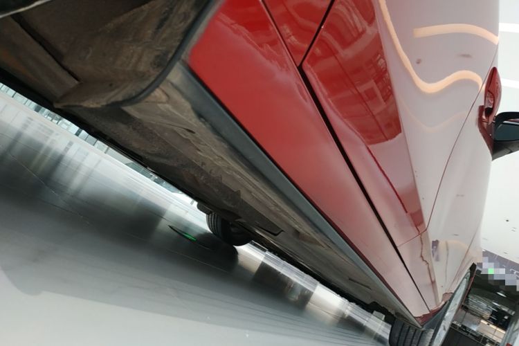 Used Mazda 3 Axela 2021 2.0L Automatic ZhiZun Edition Right Side Sill