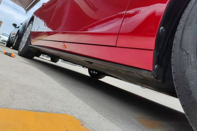 Used Mazda 3 Axela 2021 2.0L Automatic Zhiya Edition Right Side Sill