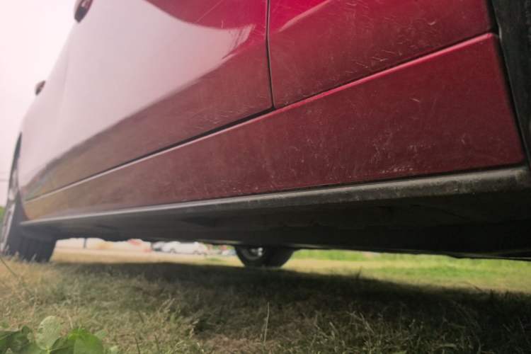 Used Mazda 3 Axela 2021 2.0L Automatic Zhiya Edition Right Side Sill