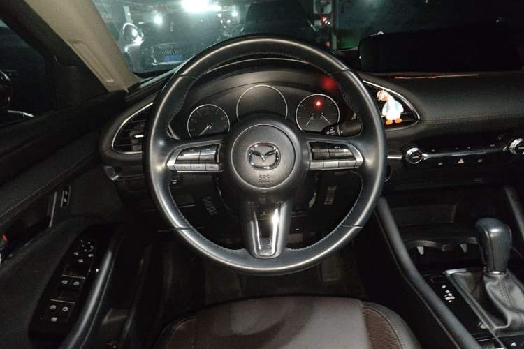 Used Mazda 3 Axela 2021 2.0L Automatic ZhiZun Edition Steering Wheel