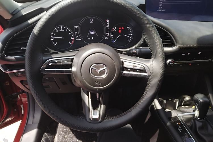 Used Mazda 3 Axela 2021 2.0L Automatic Zhi Rui Edition Steering Wheel