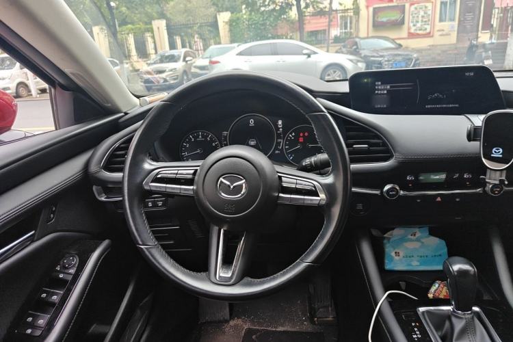 Used Mazda 3 Axela 2021 2.0L Automatic Zhiya Edition Steering Wheel