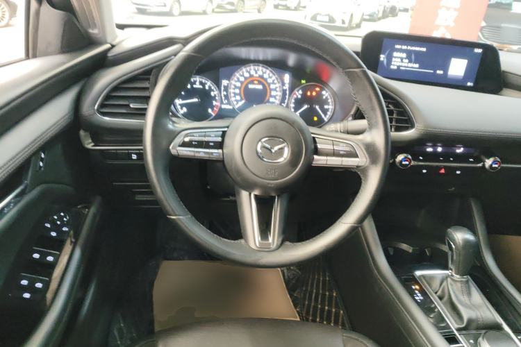 Used Mazda 3 Axela 2021 2.0L Automatic Zhiya Edition Steering Wheel
