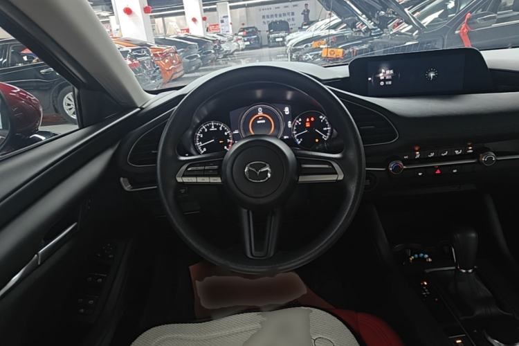 Used Mazda 3 Axela 2021 1.5L Automatic ZhiMei Edition Steering Wheel