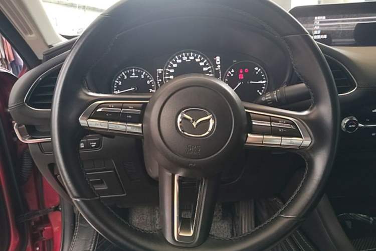Used Mazda 3 Axela 2021 2.0L Automatic Zhiya Edition Steering Wheel