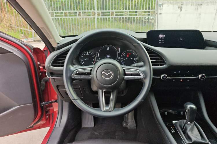 Used Mazda 3 Axela 2021 2.0L Automatic Zhiya Edition Steering Wheel