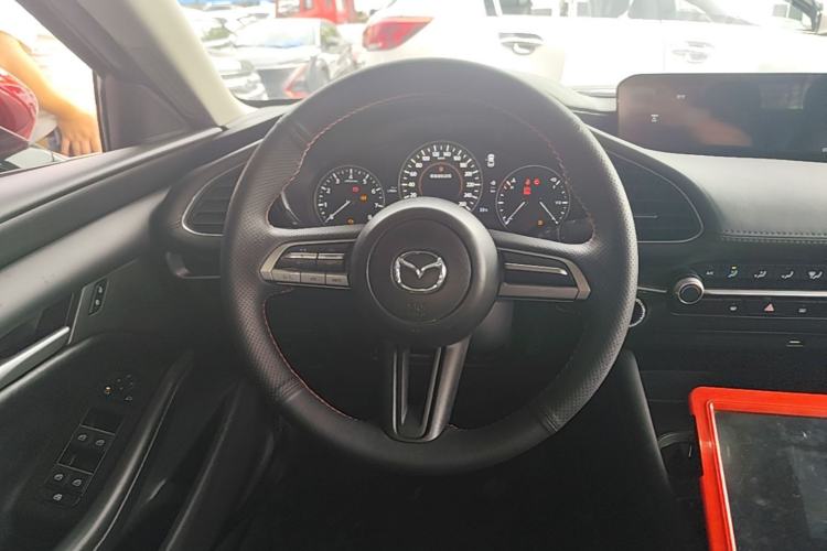 Used Mazda 3 Axela 2021 1.5L Automatic ZhiMei Edition Steering Wheel