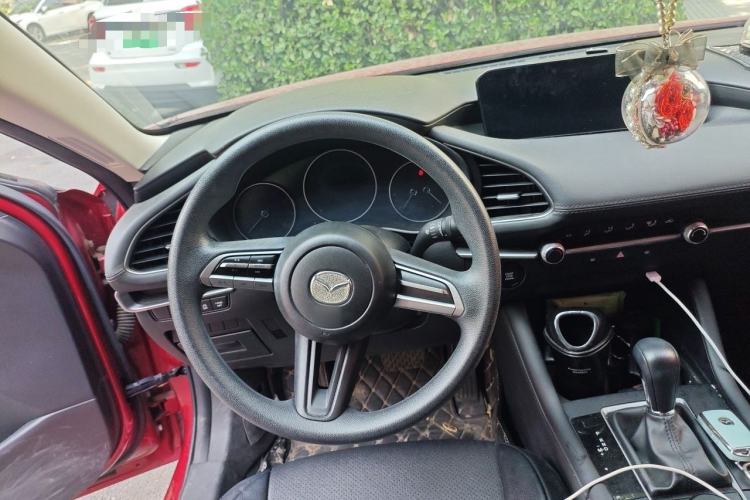 Used Mazda 3 Axela 2021 1.5L Automatic ZhiMei Edition Steering Wheel
