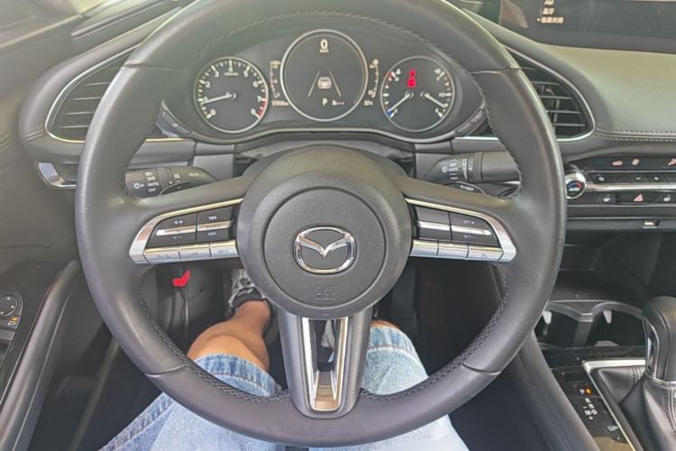 Used Mazda 3 Axela 2021 2.0L Automatic ZhiXuan Edition Steering Wheel