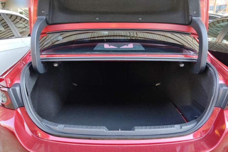 Used Mazda 3 Axela 2021 2.0L Automatic Zhiyao Edition Trunk