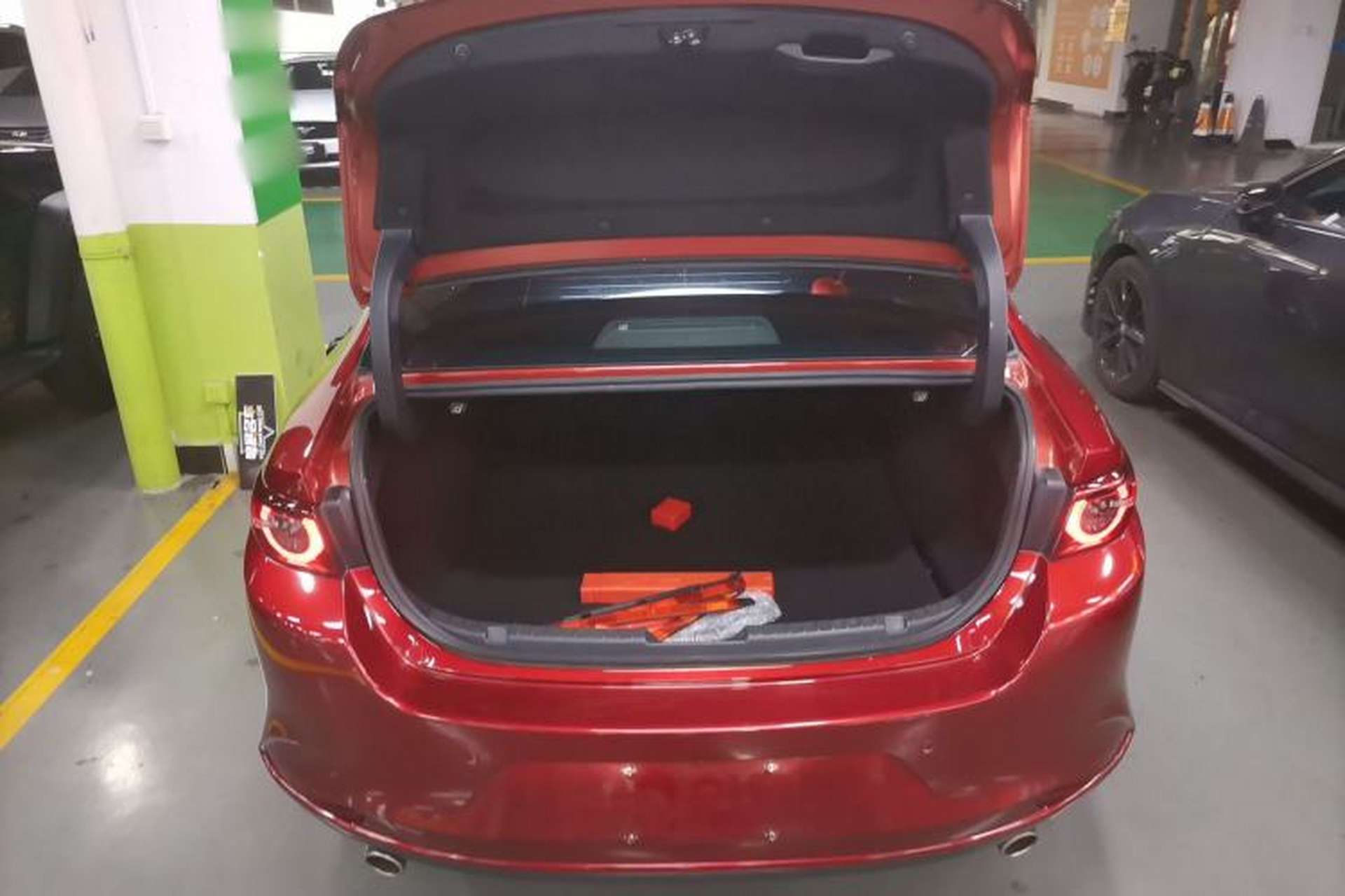Used Mazda 3 Axela 2021 2.0L Automatic ZhiXuan Edition Trunk