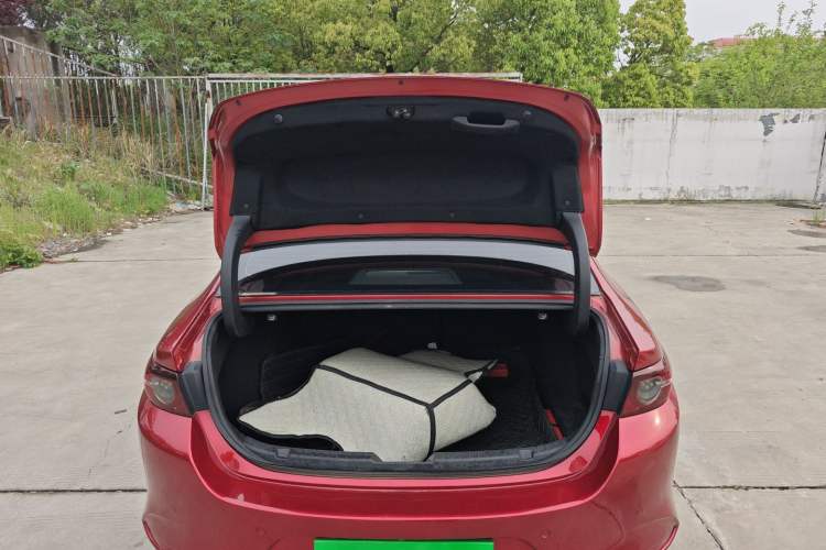 Used Mazda 3 Axela 2021 2.0L Automatic Zhiya Edition Trunk