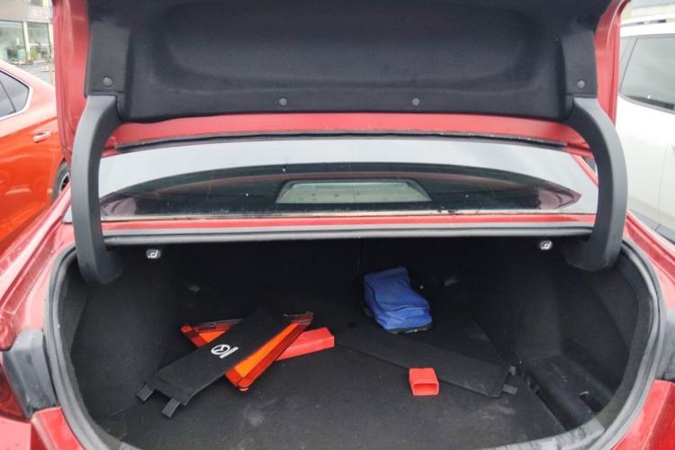 Used Mazda 3 Axela 2021 1.5L Automatic Zhiyue Edition Trunk