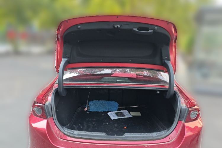 Used Mazda 3 Axela 2021 1.5L Automatic ZhiMei Edition Trunk
