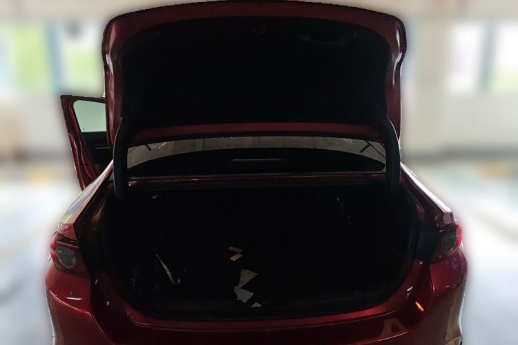 Used Mazda 3 Axela 2021 2.0L Automatic ZhiXuan Edition Trunk