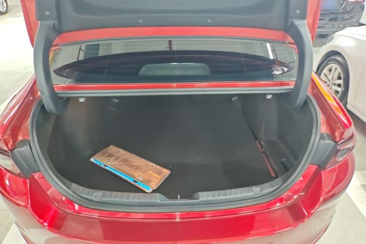 Used Mazda 3 Axela 2021 2.0L Automatic ZhiXuan Edition Trunk
