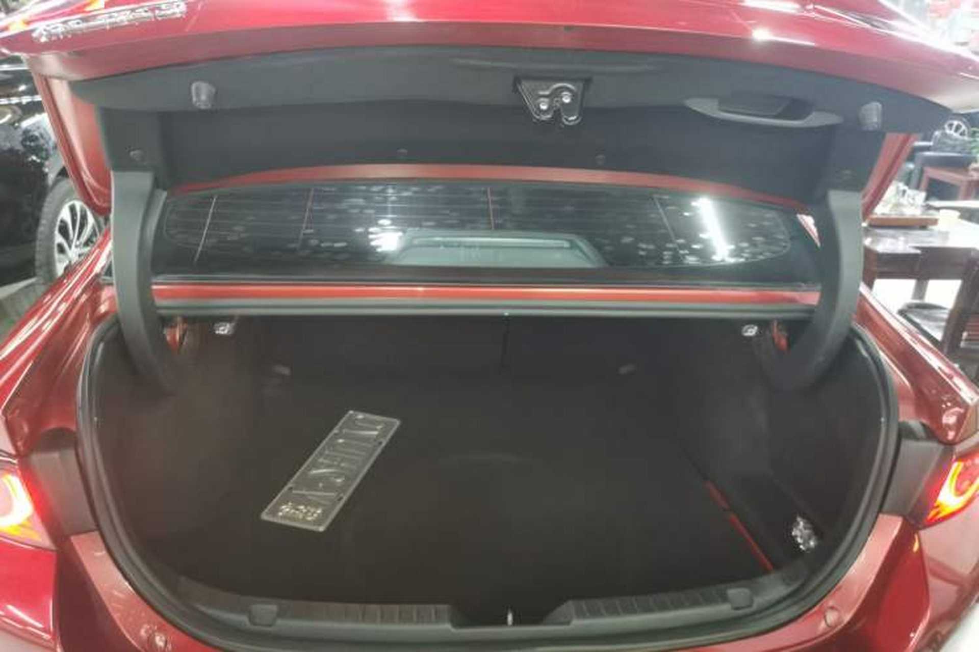 Used Mazda 3 Axela 2021 2.0L Automatic Zhi Rui Edition Trunk