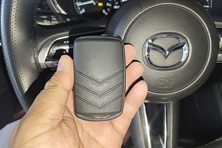 Used Mazda 3 Axela 2021 2.0L Automatic Zhi Rui Edition Vehicle Key