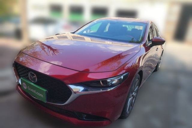 Mazda 3 Axela 2021 2.0L Automatic Zhi Rui Edition مستعملة