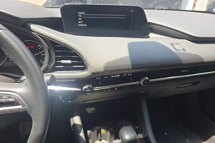 Used Mazda 3 Axela 2021 2.0L Automatic Zhiyao Edition Audio And AC Panel