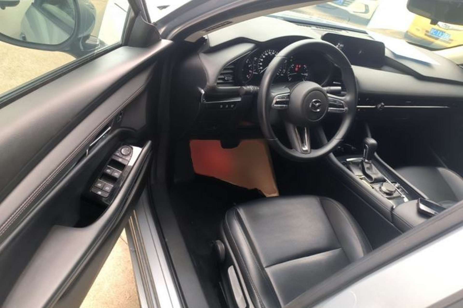 Used Mazda 3 Axela 2021 2.0L Automatic ZhiXuan Edition Driver Seat