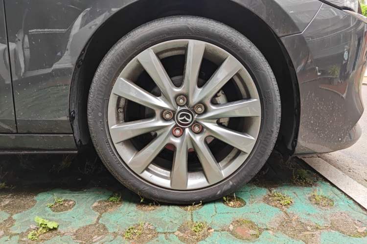 Used Mazda 3 Axela 2021 2.0L Automatic Zhi Rui Edition Exterior 1