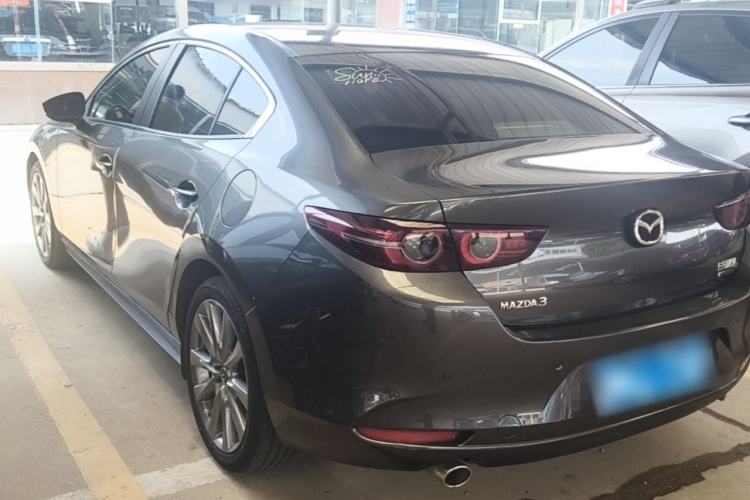 Used Mazda 3 Axela 2021 2.0L Automatic Zhiyao Edition Exterior 2