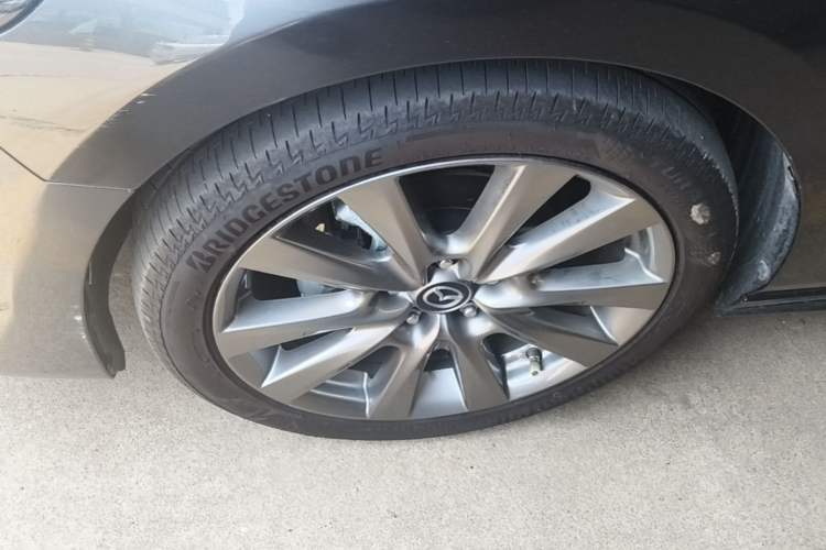 Used Mazda 3 Axela 2021 2.0L Automatic Zhiyao Edition Exterior 4