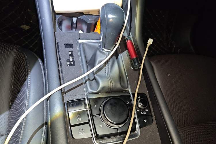 Used Mazda 3 Axela 2021 2.0L Automatic Zhiya Edition Gear Lever