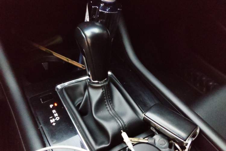 Used Mazda 3 Axela 2021 2.0L Automatic ZhiXuan Edition Gear Lever