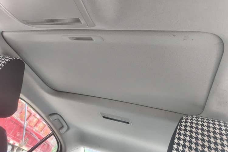 Used Mazda 3 Axela 2021 2.0L Automatic Zhiyao Edition Headliner