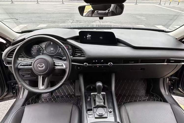 Used Mazda 3 Axela 2021 2.0L Automatic Zhiya Edition Interior 5