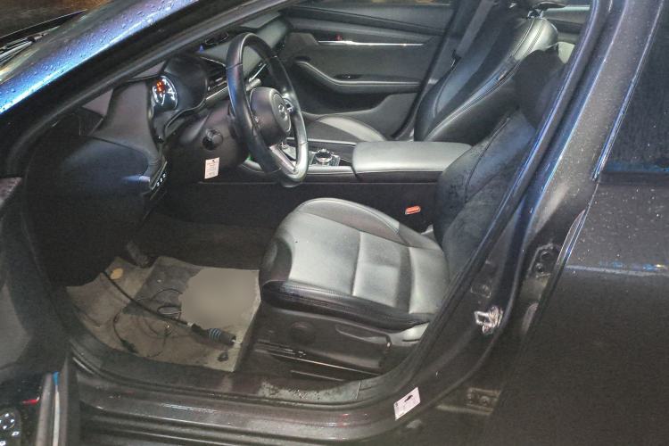 Used Mazda 3 Axela 2021 2.0L Automatic Zhiya Edition Left Front Seat